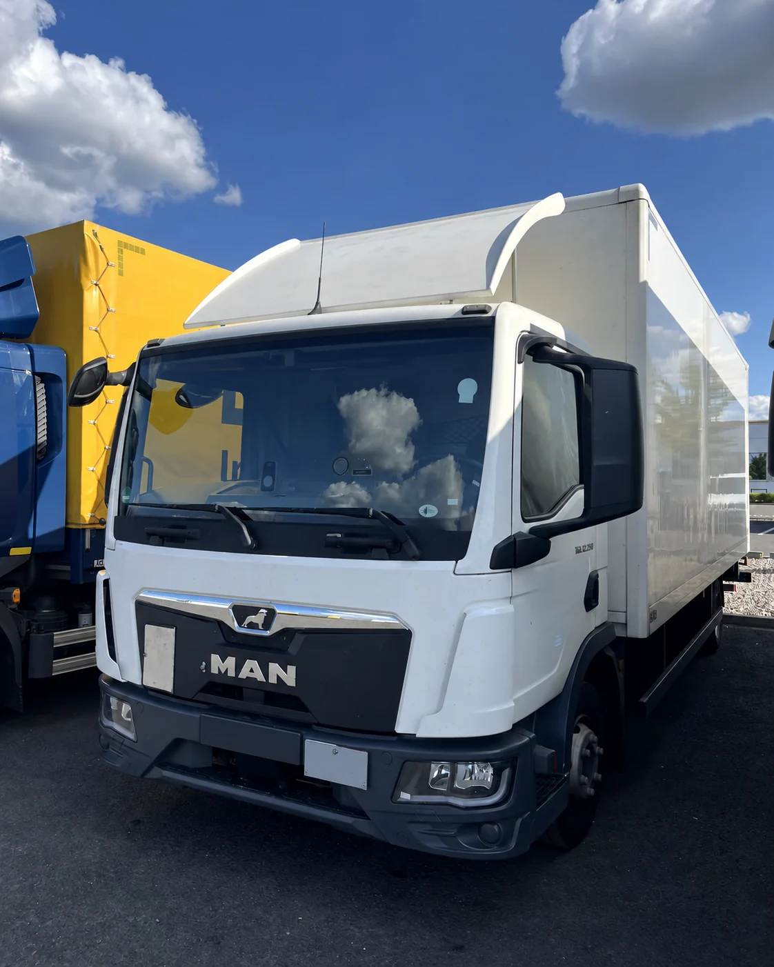 MAN TGL (12-Tonner) von Stefanov Transporte
